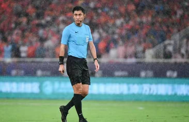 正在播放宾馆露脸对白视频